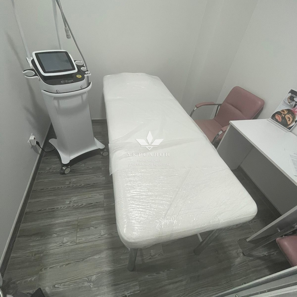 Кушетка масажна стаціонарна КМ-04