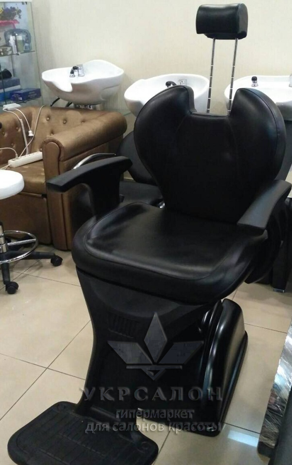 Перукарське крісло Barber ZD-311