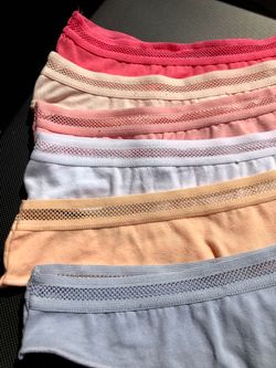 Стрінги зсітчатою вставкою на резенці