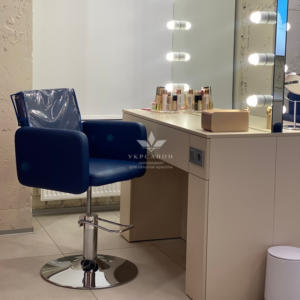 Перукарське крісло Olimp