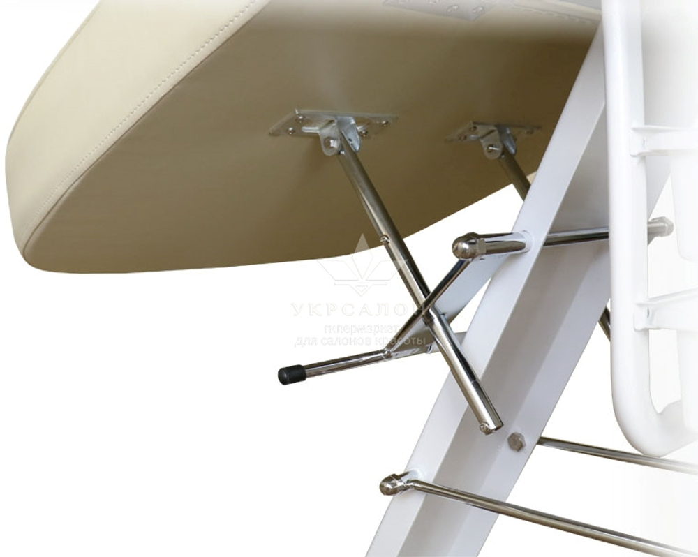 Кушетка косметологическая 202