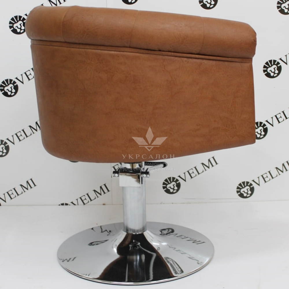 Перукарське крісло Mali