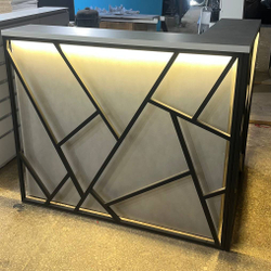 Адміністративна стійка Loft з підсвічуванням