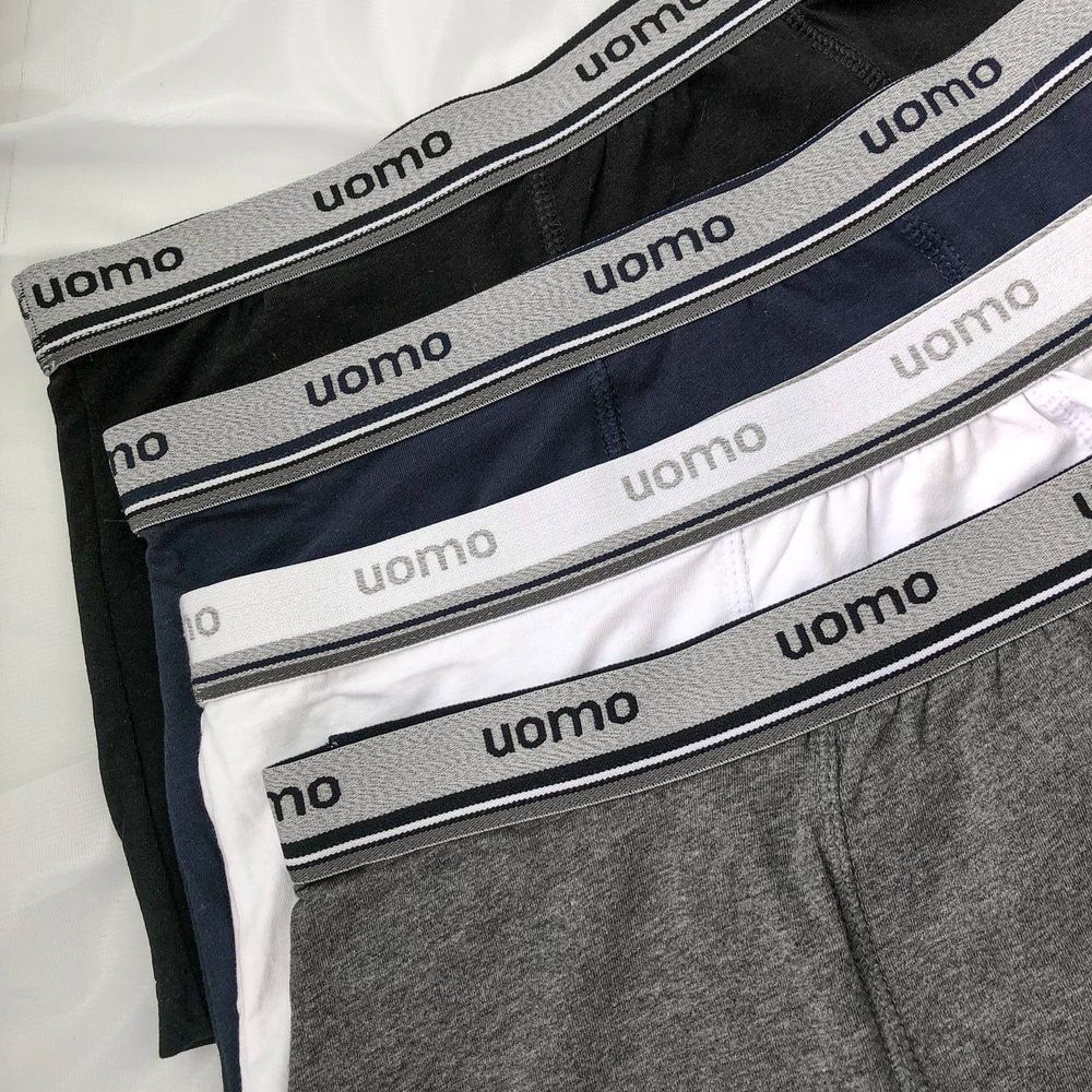 Чоловічі труси з написом на резинці