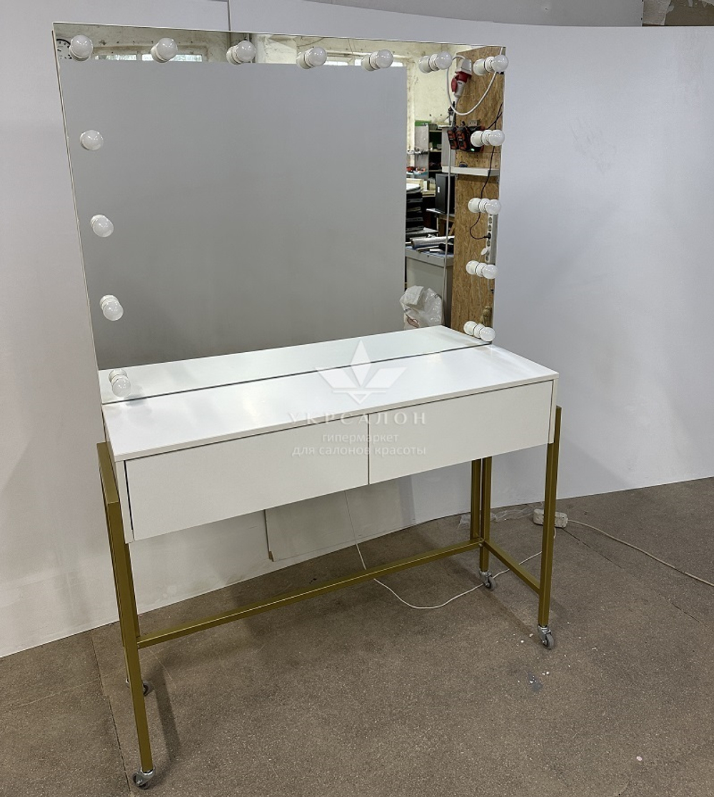 Робоче місце перукаря ДЗ-09