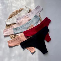 Стрінги в рубчик на повсякдення