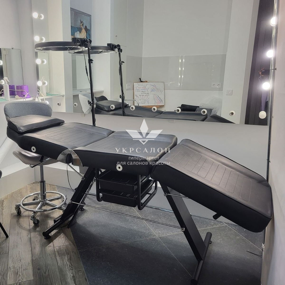 Косметологическая кушетка A-205 черная