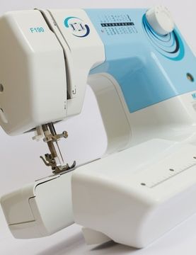 Швейна машина MINERVA F190
