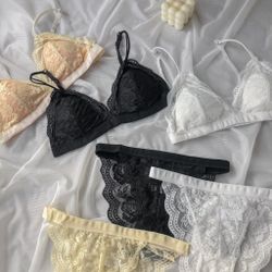 Ажурний комплект