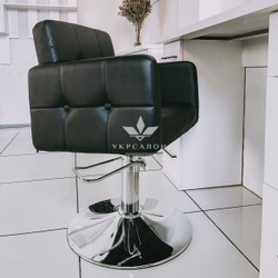 Крісло перукарське Beatrice