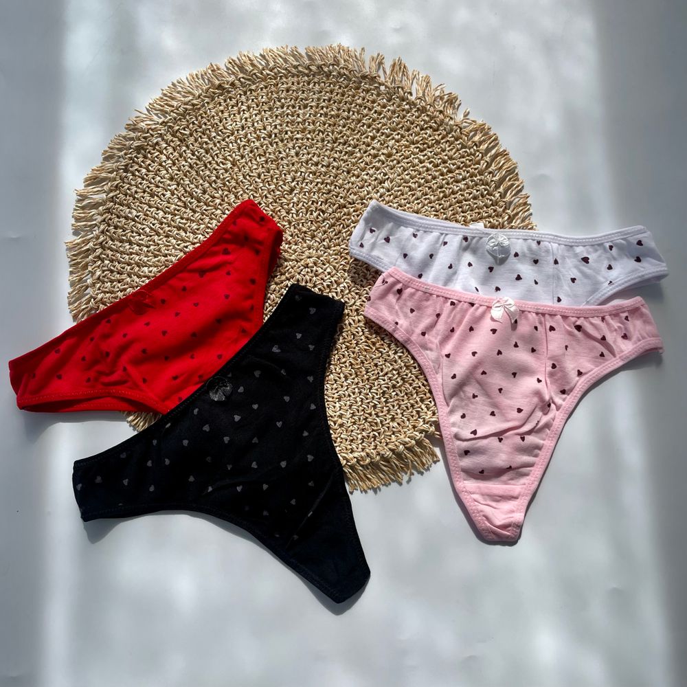 Стрінги з сердечками