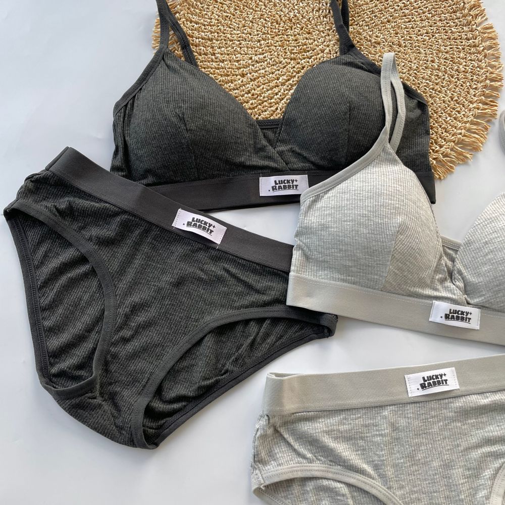 Комплект в рубчик зі сліпами