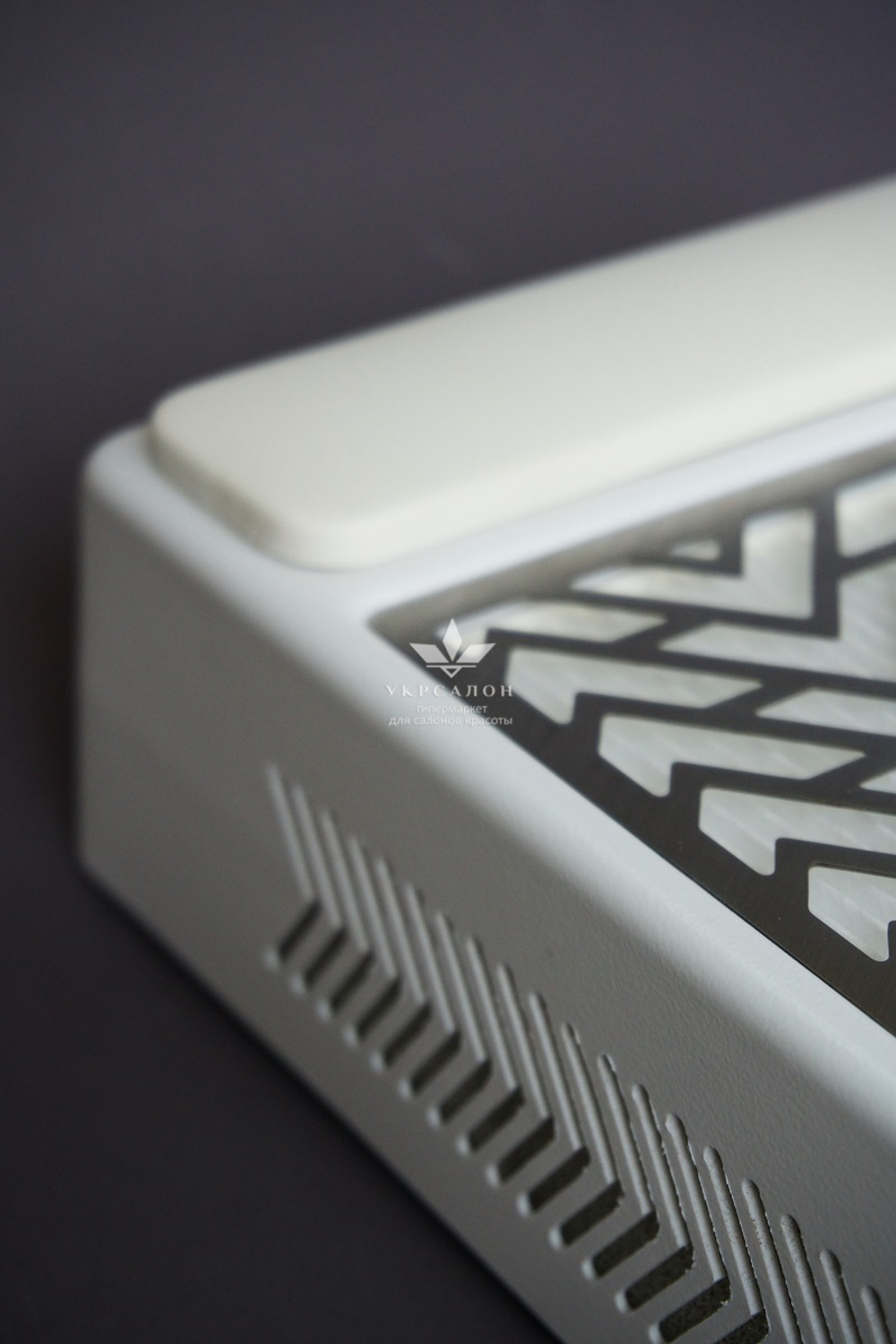 Вытяжка для маникюра настольная Ulka Handy c функцией работы от повербанка, white