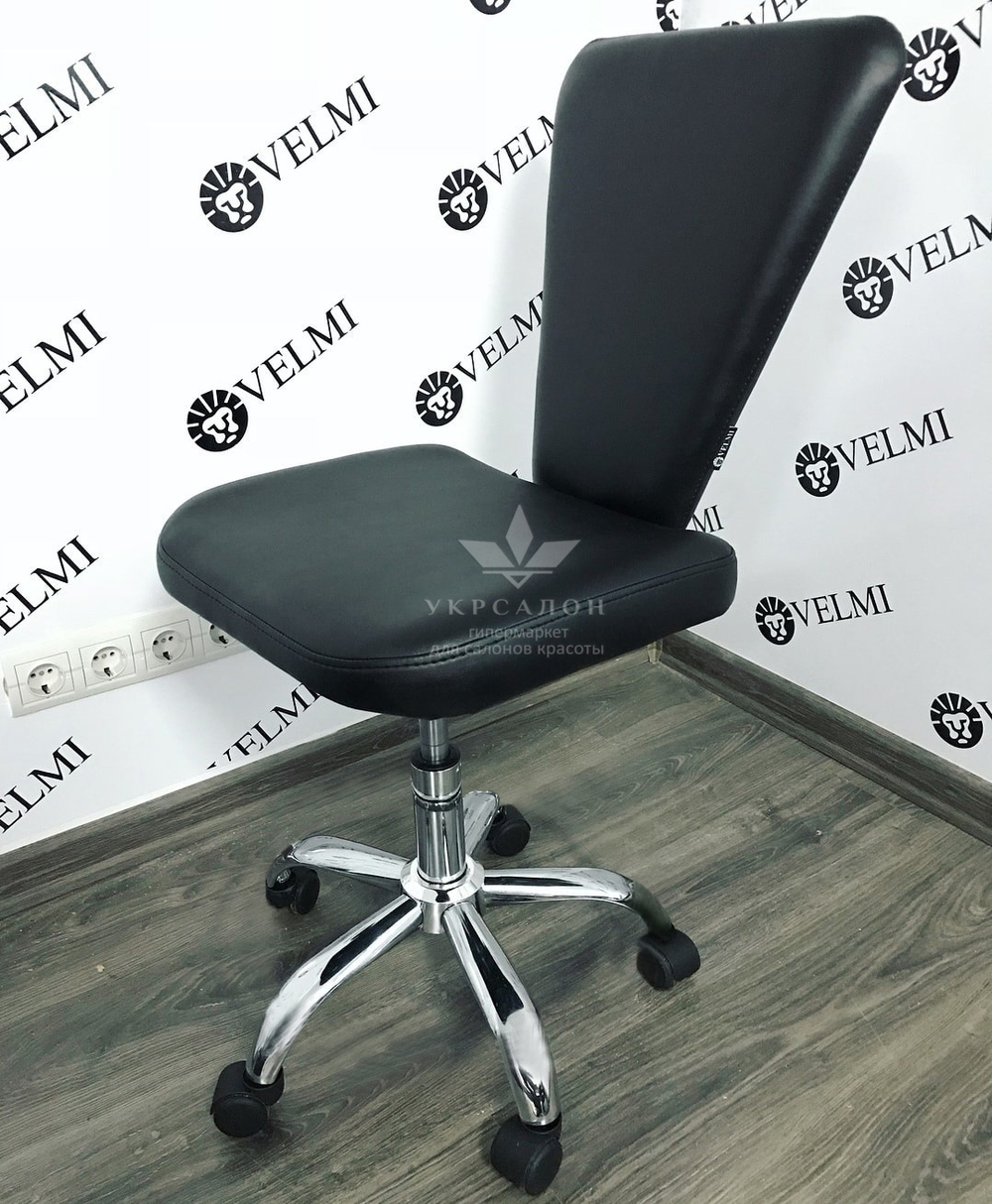 Стульчик мастера Dali