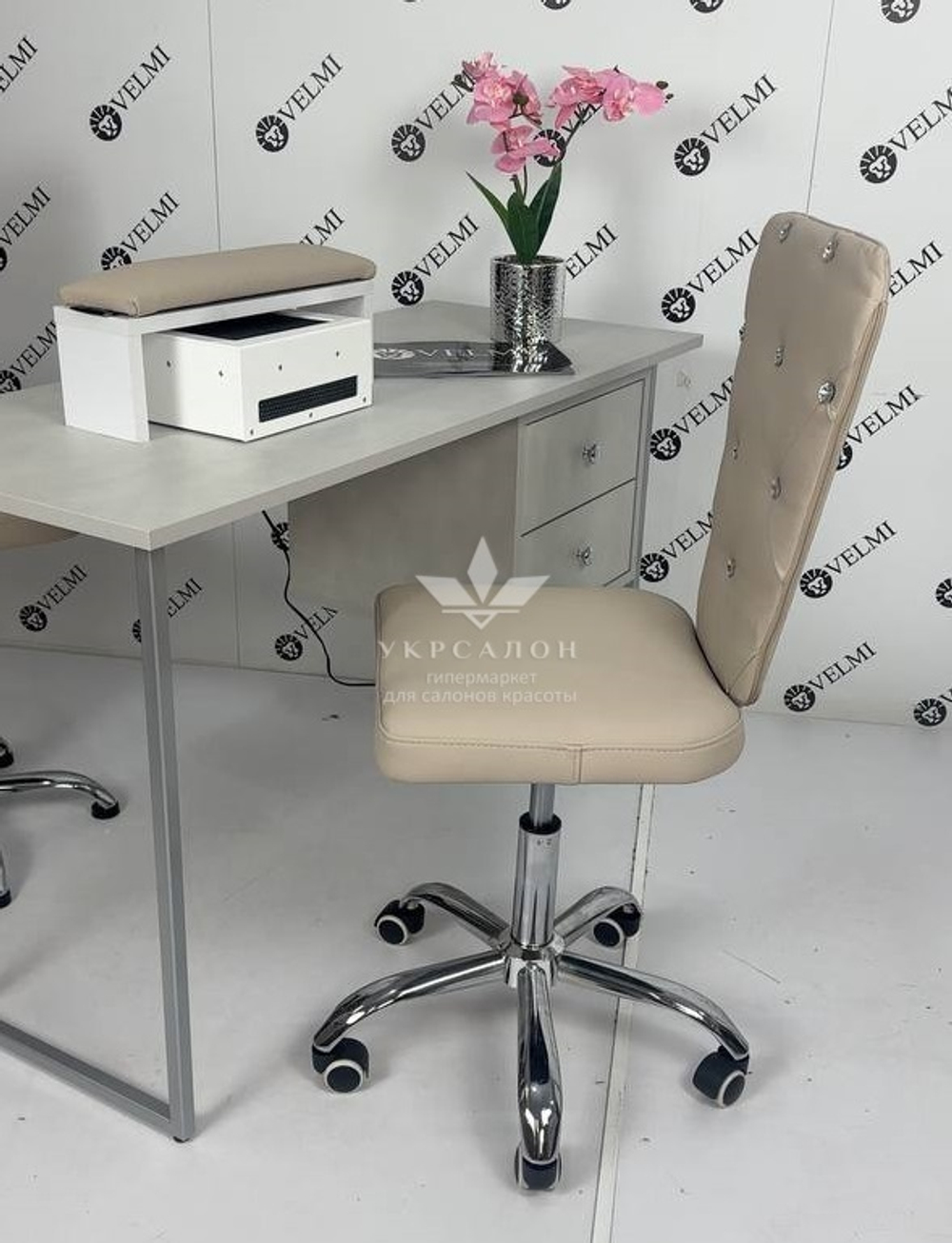 Стульчик мастера Queen Dali