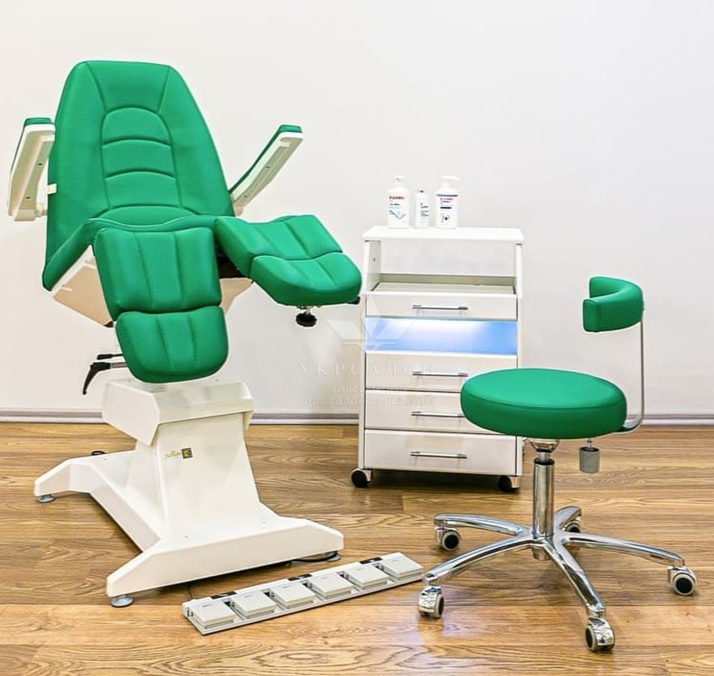Педикюрно-косметологічне крісло fut-profi-3