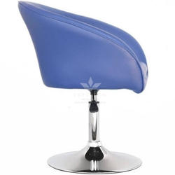 Стульчик мастера Murat на диске