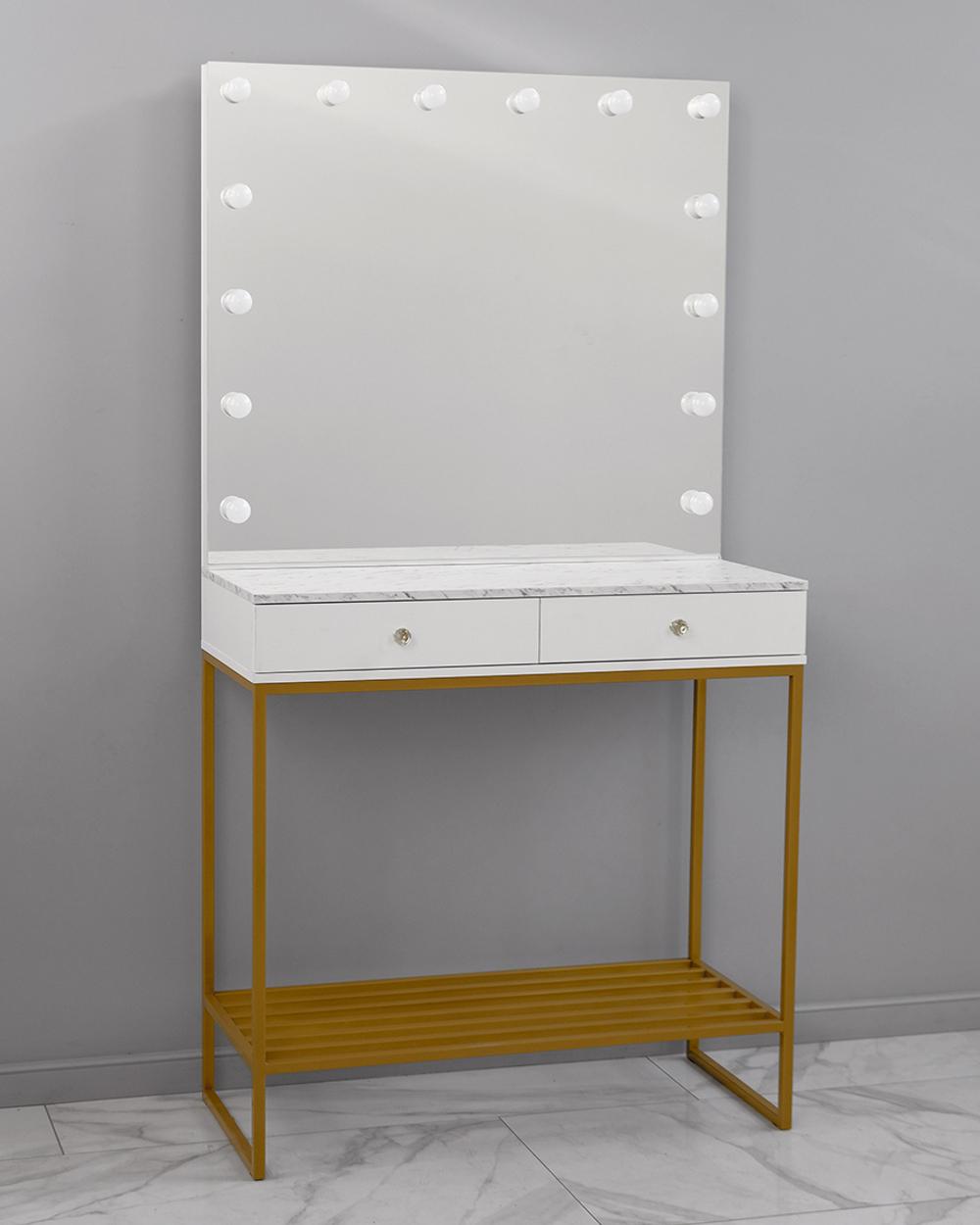 Рабочее место парикмахера 733