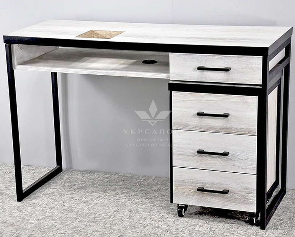Манікюрний стіл 301