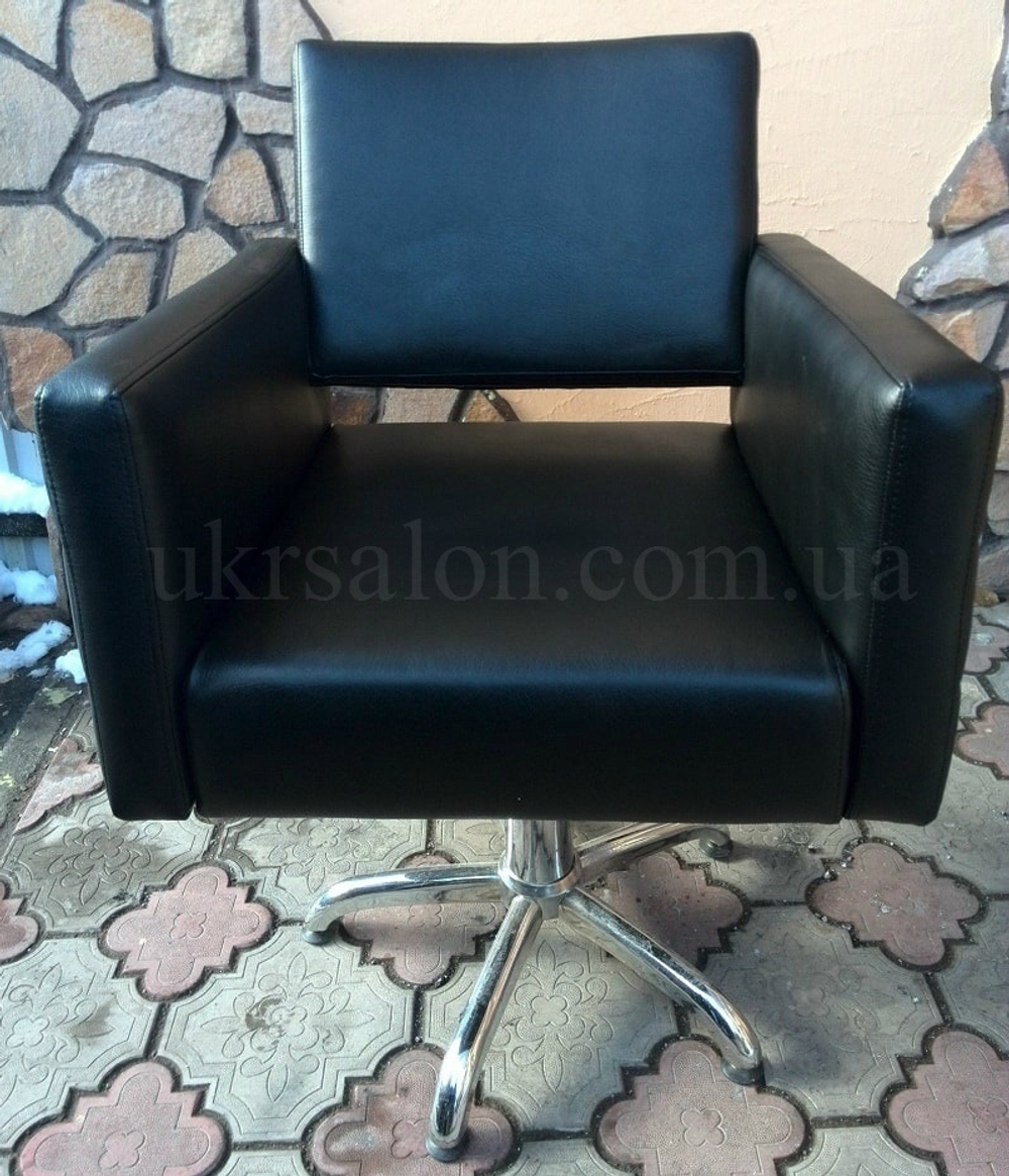 Кресло парикмахерское Dioni