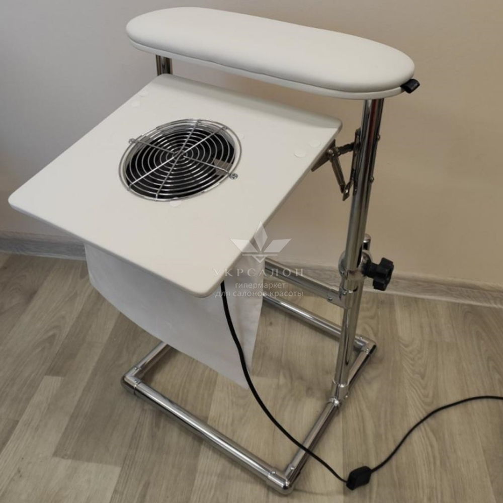Витяжка для педикюру з підставкою Tertio 2