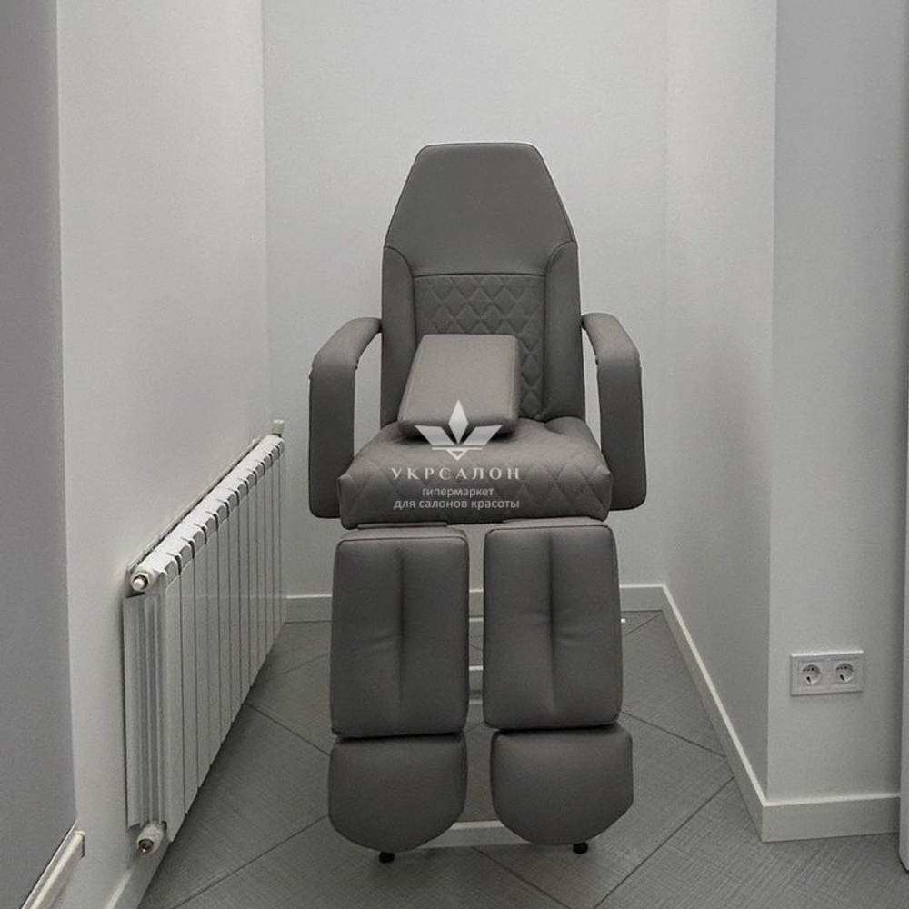 Педикюрне крісло Tertio