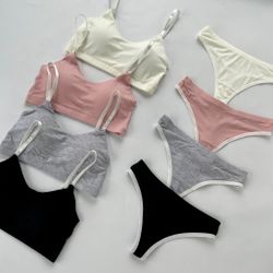 Комплект з топом в рубчик