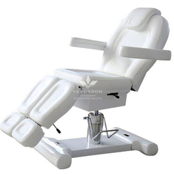 Педикюрно-косметологічна кушетка DM-219