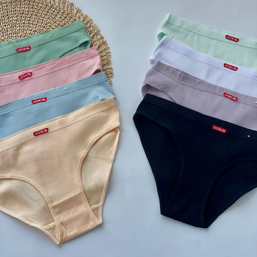 Сліпи з нашивкою по центру