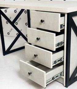 Манікюрний стіл Gabriele