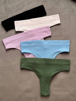 Стрінги в рубчик на високій посадці