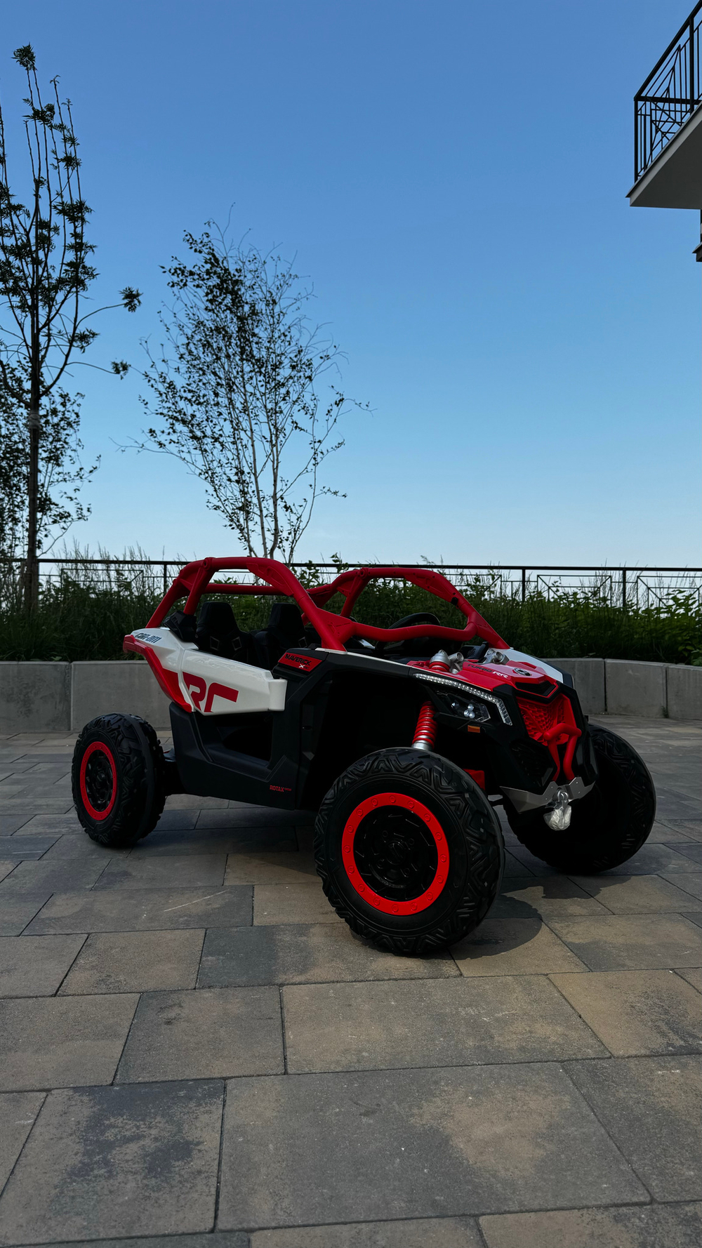 Дитячий двомісний електромобіль баггі "WeKids Cars"