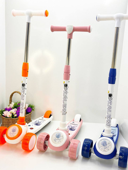 Детский самокат (розово-белый)