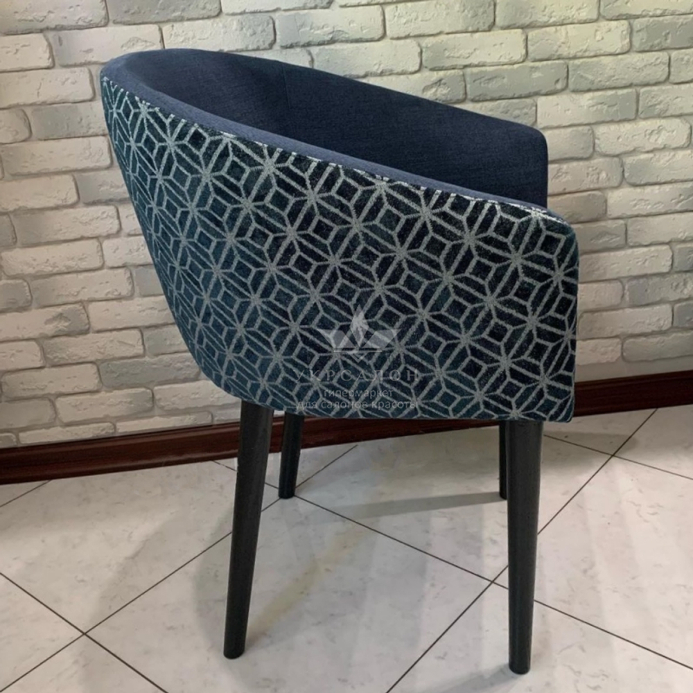 Универсальное кресло Monza