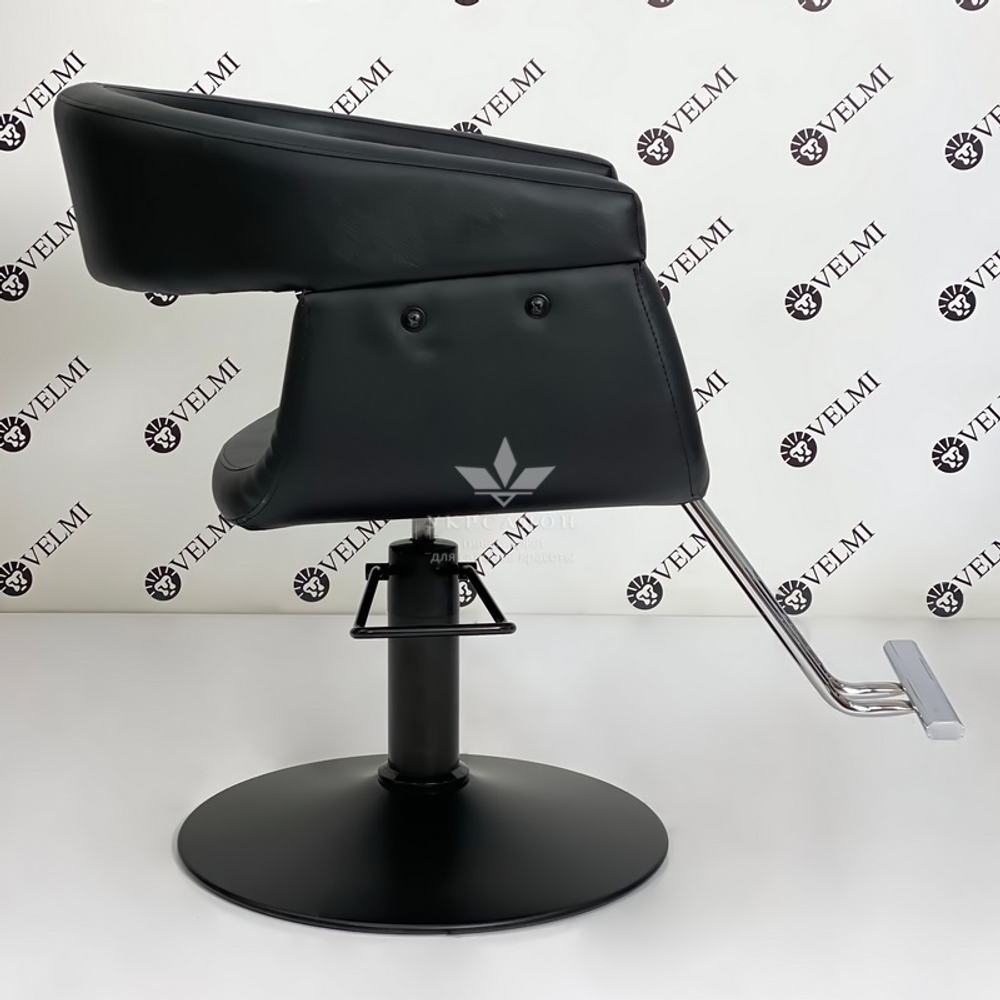 Парикмахерское кресло Charly Loft