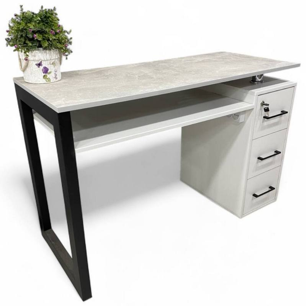 Маникюрный стол Star