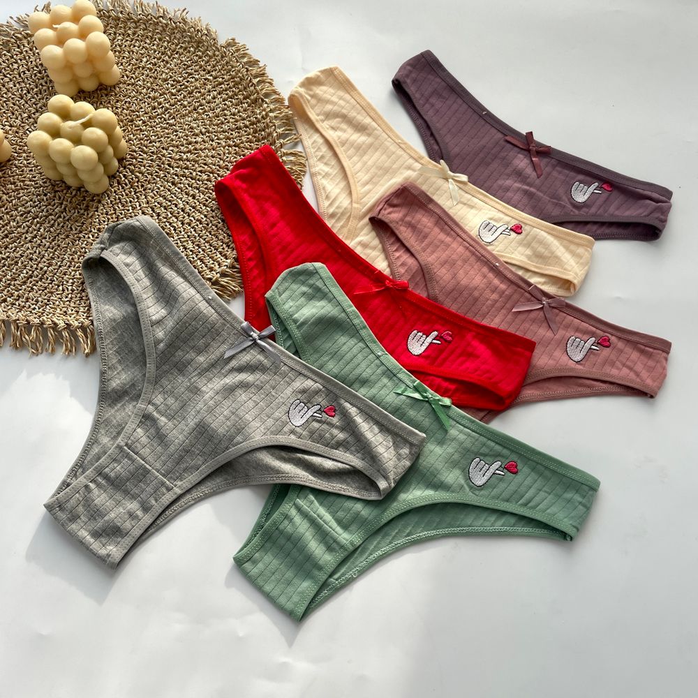 Американки з нашивкою