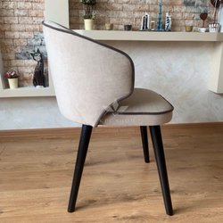 Универсальное кресло Komo