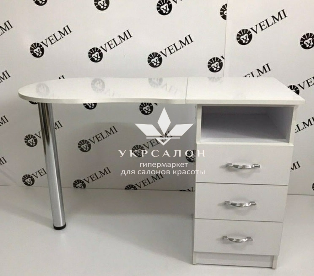 Манікюрний стіл Studio compact