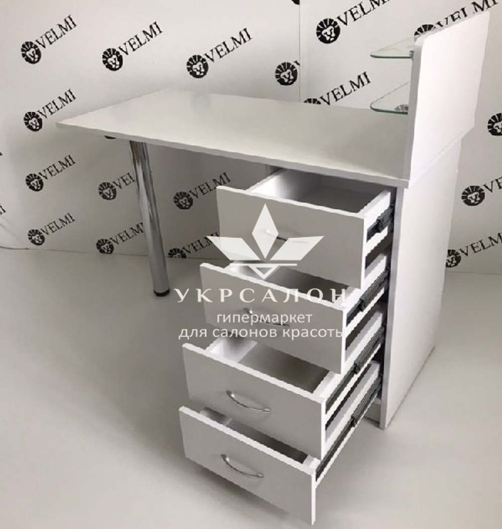 Маникюрный стол Profi