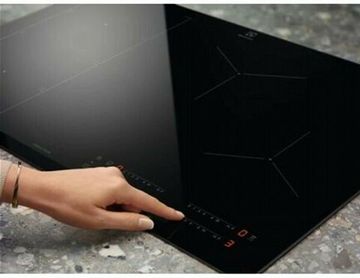 Варильна поверхня електрична Electrolux IPE6450KF