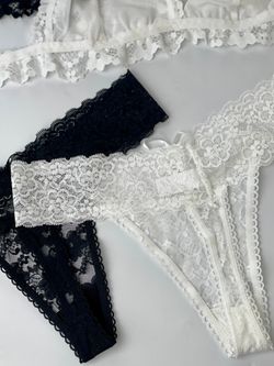 Витончений мереживний комплект