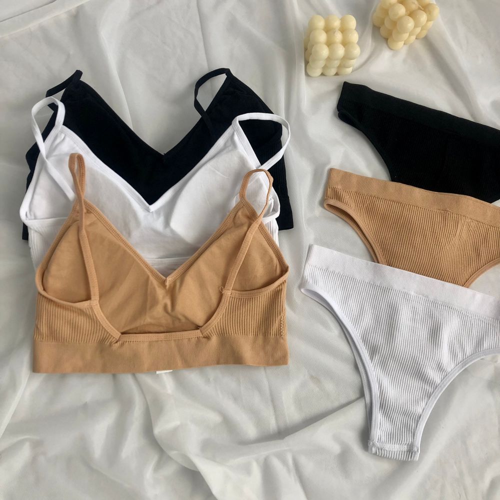 Зручний комплект на кожен день