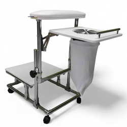 Вытяжка для педикюра с подставкой Tertio