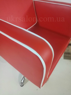 Крісло клієнта JUSTINE