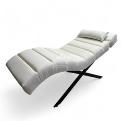 Анатомічна кушетка Mark 555-02 з підголовником та поперечною прошивкою для лашмейкерів та бровістів