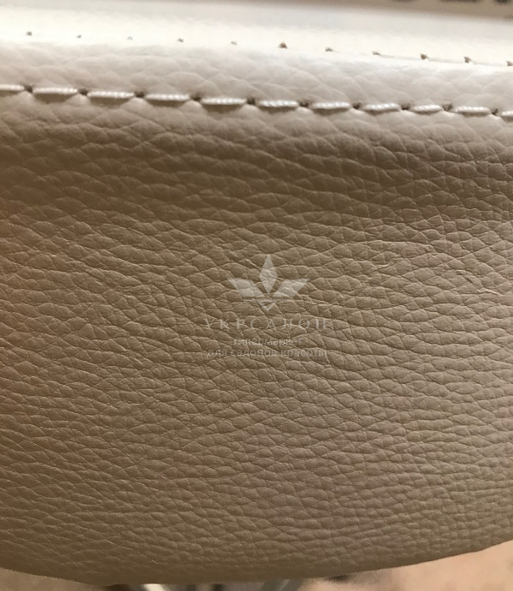 Стульчик мастера педикюра 305