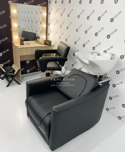 Робоче місце перукаря 736