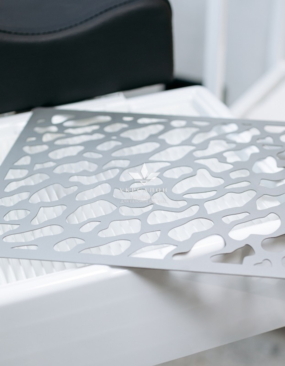 Педикюрная вытяжка Panther Air Max біла silver