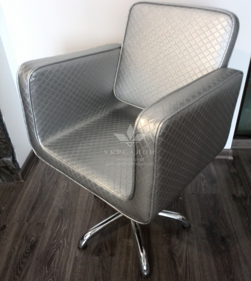 Крісло клієнта JUSTINE